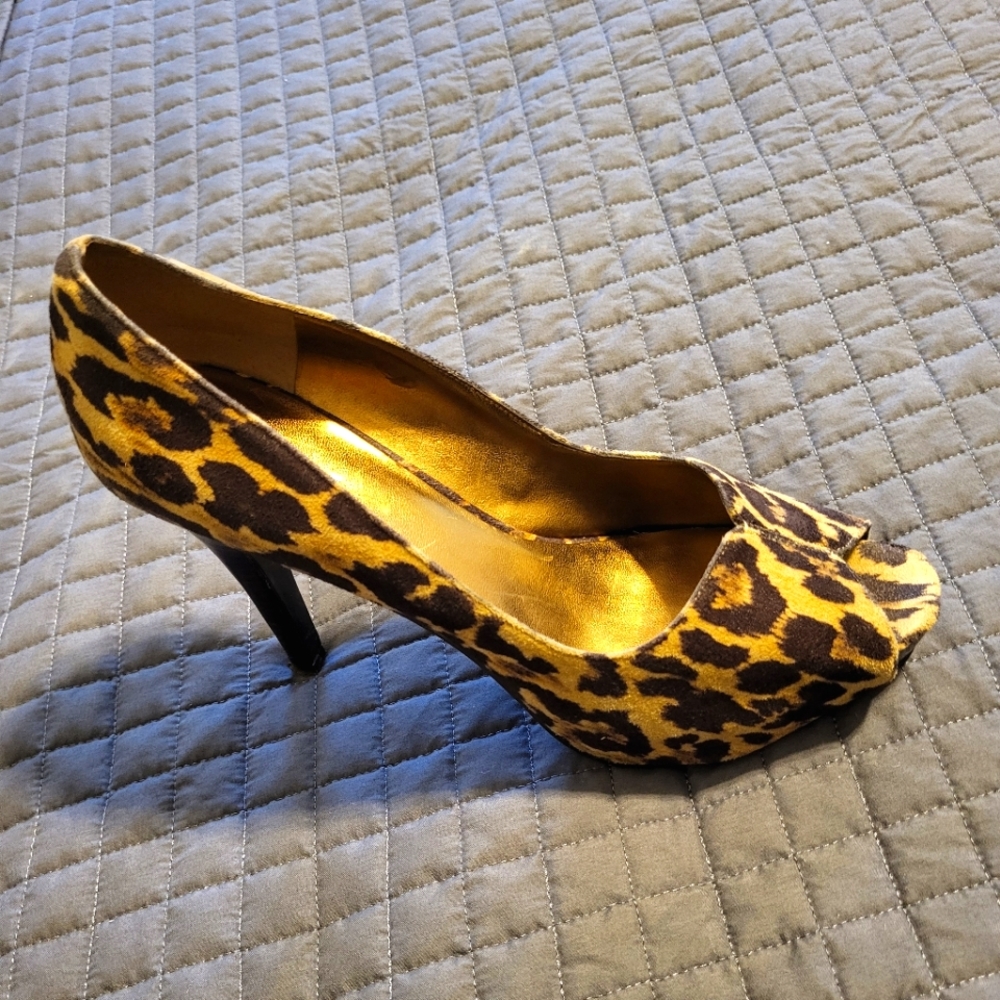 Nine West Chetah Print Covered Platform Peeptoe Heels-Size 10, 3.5inch Heel
